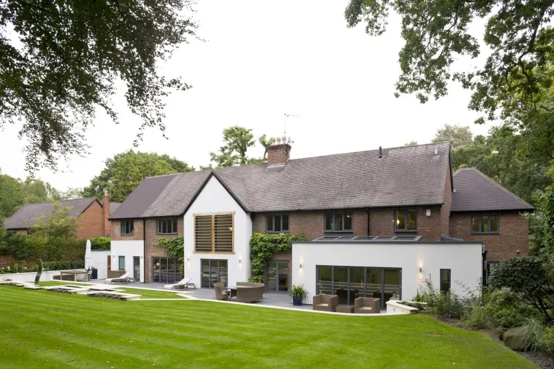 Tudor Lodge 23